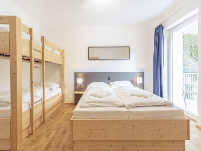 Bedroom 4, Spacious Apartment in Styria With Garden View, Leoben