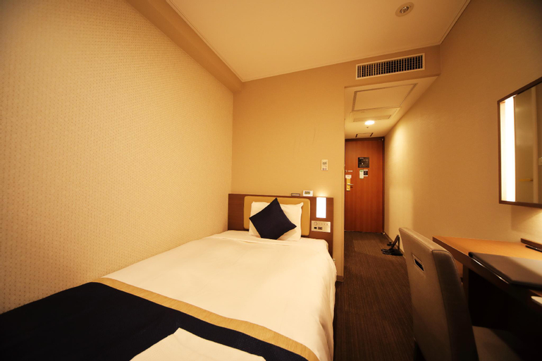 Bedroom 28