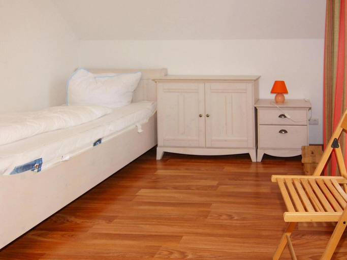 Bedroom 3, Doppelhaushalfte Dunenrose, Glowe, Vorpommern-Rügen