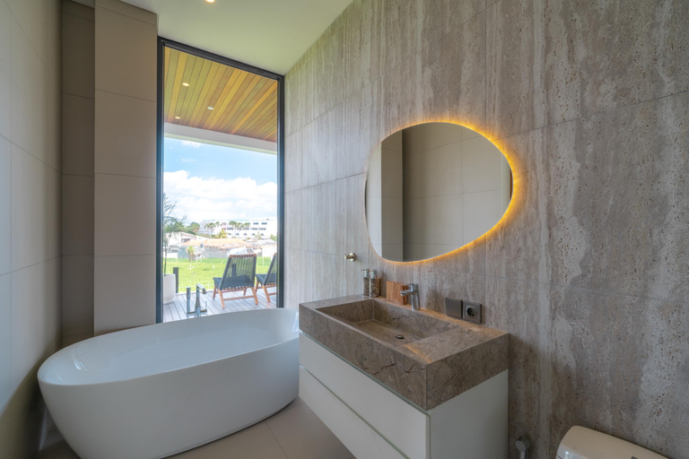 Bathroom 5, Villa Amaluna - Tranquil Retreat 4BR w/Panoramic Rice Field Views, Badung