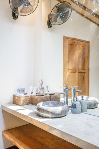 Bathroom 4, Wanderlust Villa by Betterplace, Badung