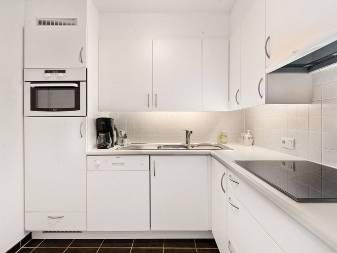 Others 5, Flat With Terrace & Play Area, West-Vlaanderen