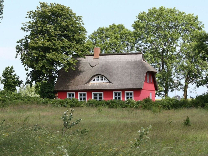 Exterior 5, "amalie" in the Villa Eckhart, Vorpommern-Rügen