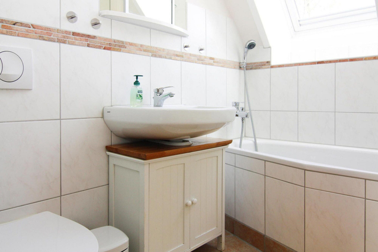 Bathroom 3, Ferienwohnung, Gromitz, Ostholstein