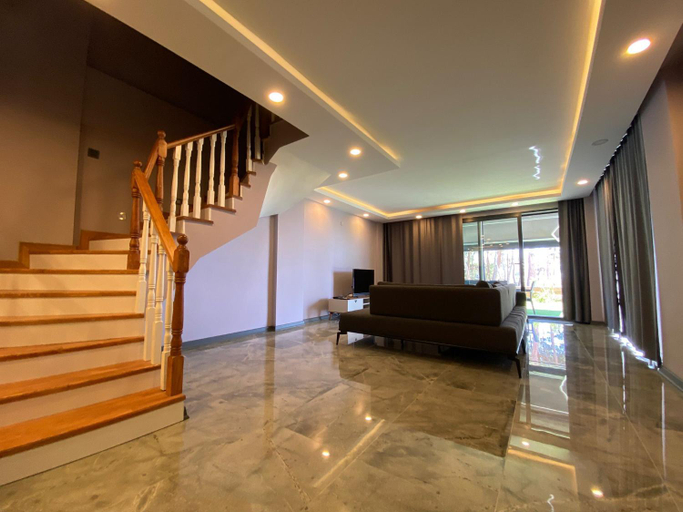 4, Ozel havuzlu luks villa, Kuşadası
