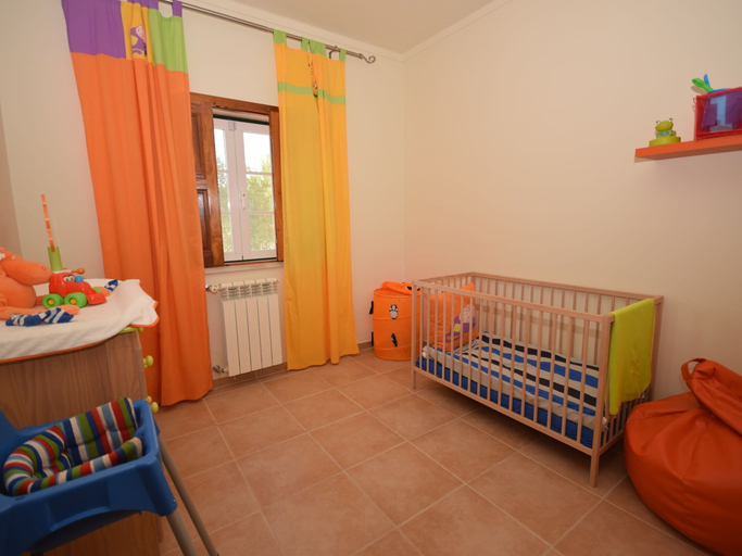 Room 4, Family Retreat With Pool; Caldas da Rainha, Caldas da Rainha