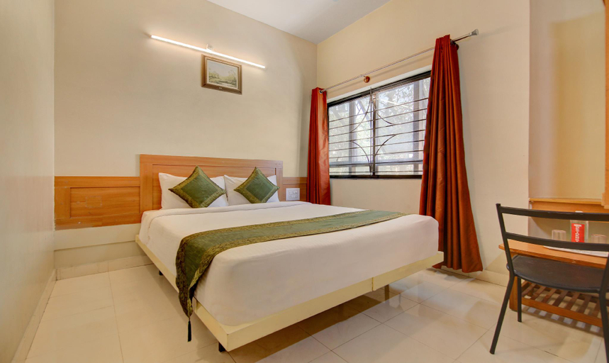 Bedroom 3, Itsy Hotels KES Residency, 10 Mins From KSR Bengaluru City Junction, Bangalore