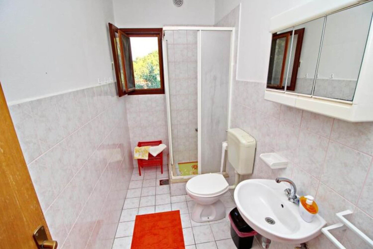 Bathroom, Apartments Bacic - Two Bedroom Apartment With Sea View, Blato