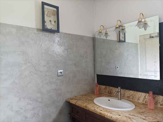 Others 3, SUITE SPA PRIVATIF exterieur 66 Perpignan Nord, Pyrénées-Orientales