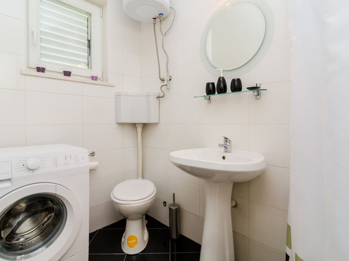 Bathroom 4, Apartments Versus- Comfort Studio Apartment With Terrace, Župa Dubrovačka
