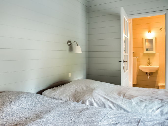 Room 4, Getaway With Sauna in Falaen, Namur