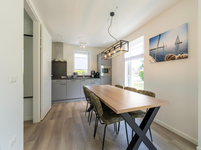 Private kitchen 5, Waterside Retreat Sauna, Garden and Fishing Jetty, Bernisse