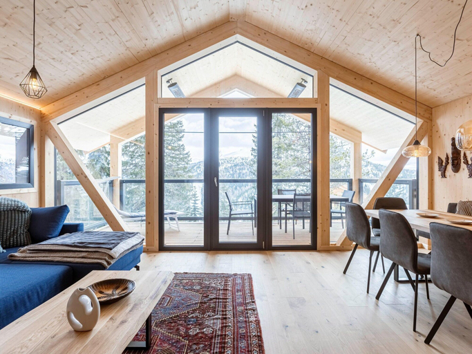Others 5, Welcoming chalet with sauna hot tub, Murau