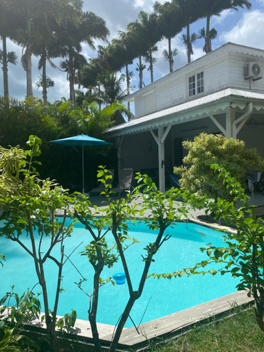 Others 4, Nogent Sainte-rose: Villa avec piscine privee, Sainte-Rose