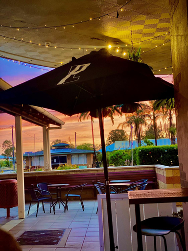 Food & Drinks, Windsor Hotel Miles, Murilla