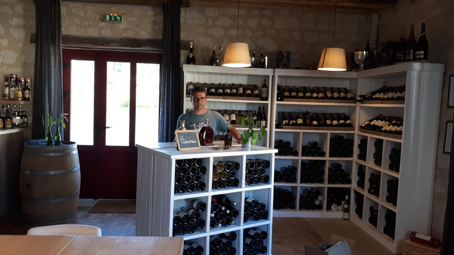 Food & Drinks 4, Bulle de campagne a Saint Benoit la Foret, Indre-et-Loire
