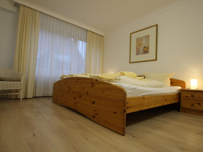 Bedroom 2, Ferienwohnung in Westerland auf Sylt, Nordfriesland