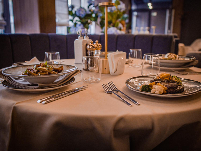 Food & Drinks 5, Hotel NIKS, Sevlievo