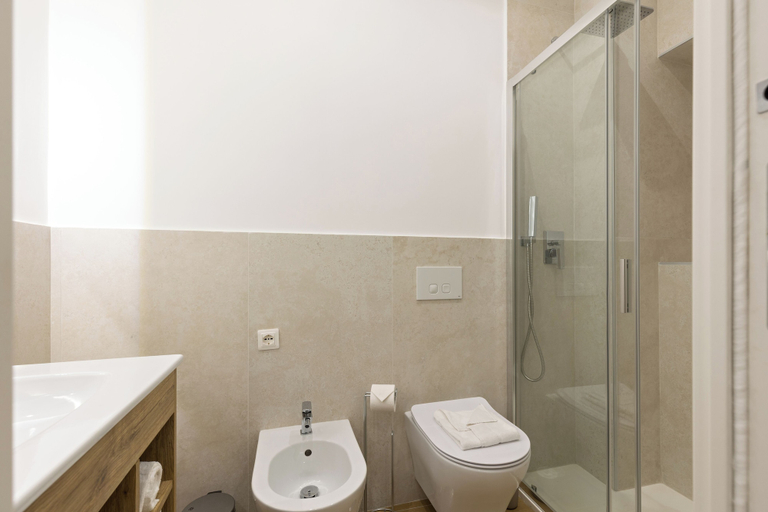 Bathroom 5, Risorgimento 9 - Guest House, Rome