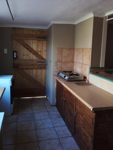 Others 2, Nandi's Place, Thabo Mofutsanyane
