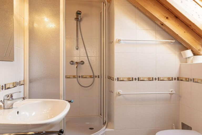 Bathroom, Cosy Apartment With Fireplace, Murau