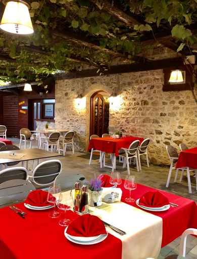 Food & Drinks, Hotel - Kulla e Zenel Beut, Peć