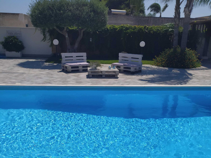 Pool 3, Belvilla by OYO Villa Flora, Trapani