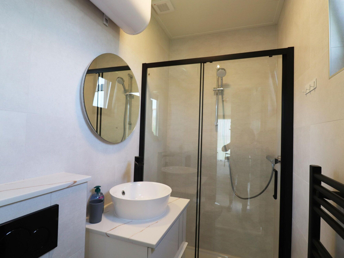 Bathroom 3, Cottage in Menaam Near Frisian Landscape, Menaldumadeel