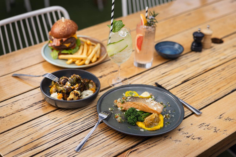 Food & Drinks 3, Barwon Heads Hotel, Greater Geelong - Pt B