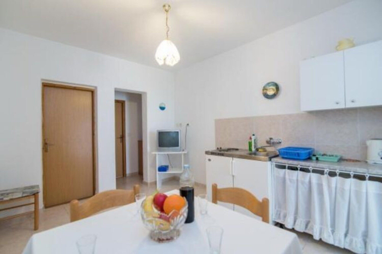 Private kitchen 4, Apartments Boguvila - Two-bedroom Basic Apartment With Terrace -, Supetar
