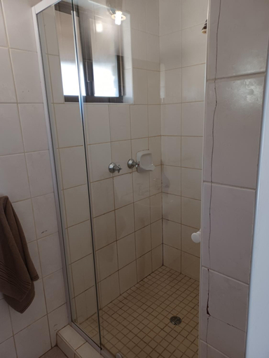 Bathroom 3, Umziki Chalets, Zululand