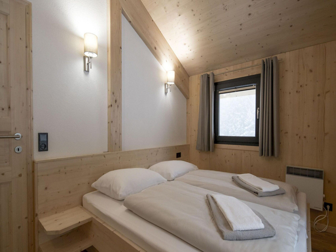 Bedroom 4, Nice Chalet With Balconies, Liezen