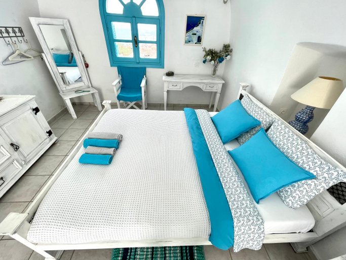 3, Oia Sunset House Pothitou, South Aegean