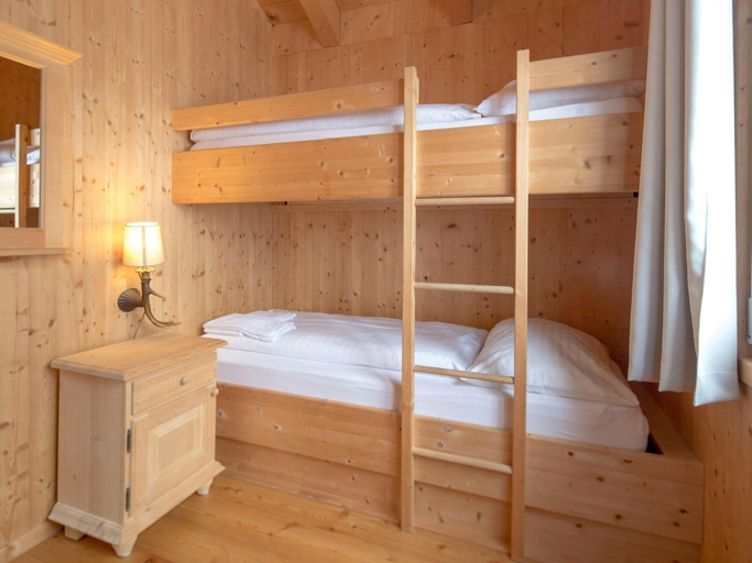 Bedroom 3, Lavish Chalet With Outdoor hot tub, Murau
