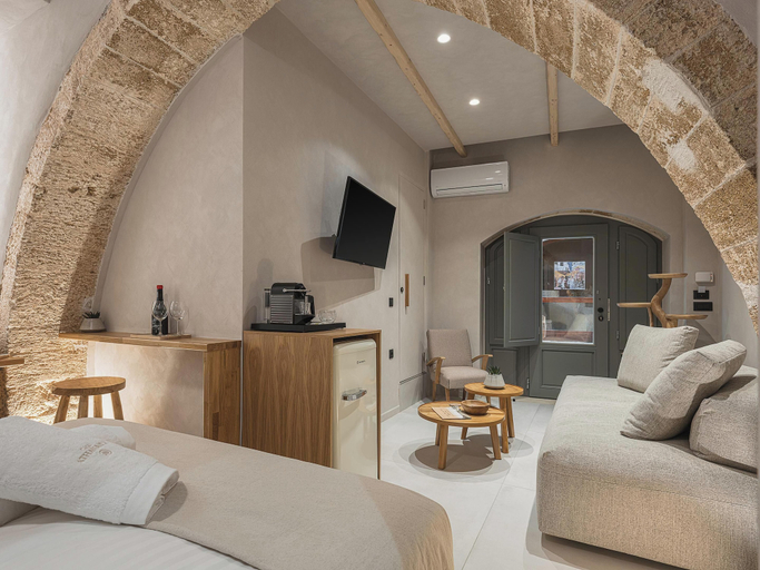 Others 5, Casa Athanasia, Crete