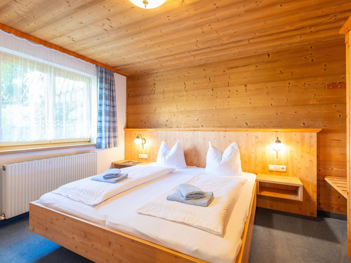 Bedroom 4, Spacious Apartment Near the Centre and ski Resort, Bludenz