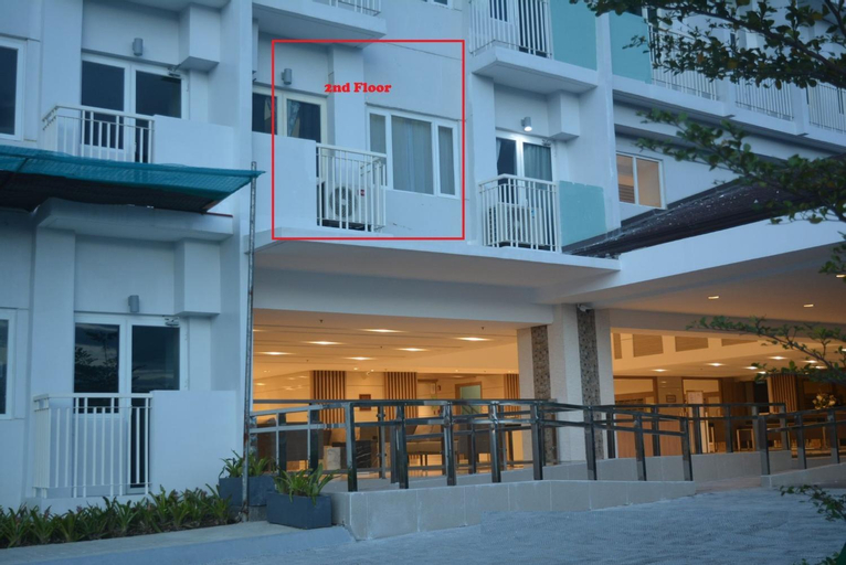 Paranaque SM-Sucat Field Res. Bldg 5, 2/F, 2BR with Balcony, Las Piñas