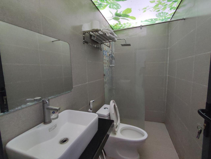 Bathroom 5, Balaha, Đồng Hới