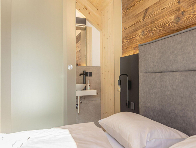 Bedroom 4, Superior Chalet Withsauna & Hottub, Murau