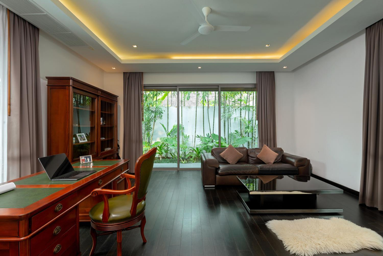 Others 5, Spacious 5-bedroom private villa for groups of up to 12 guests, Pulau Phuket
