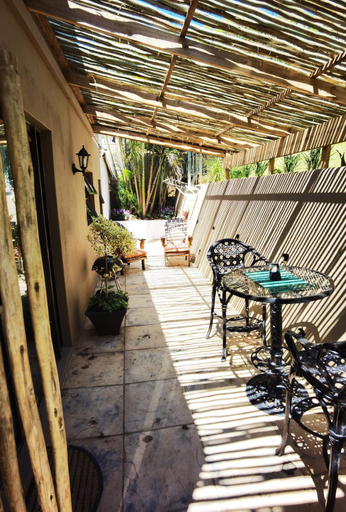 Others 4, Calla—Cottage, iLembe