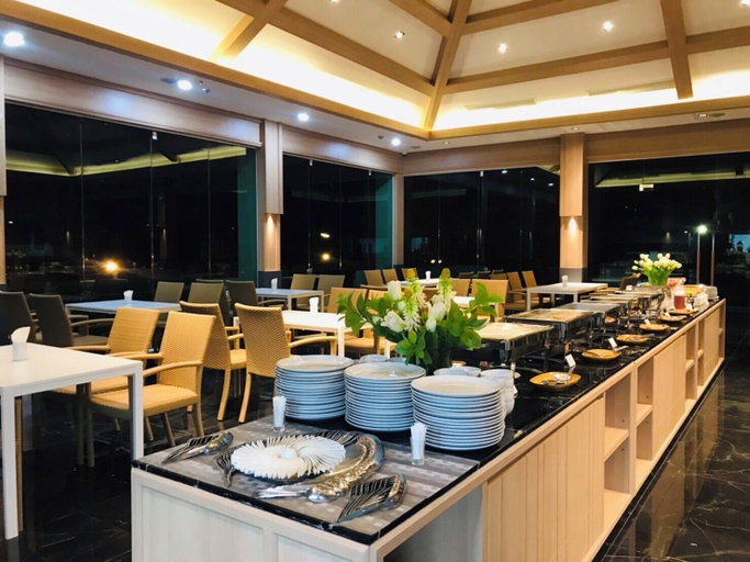 Food & Drinks 5, Mayflower Grande Suite Hotel, Muang Phitsanulok