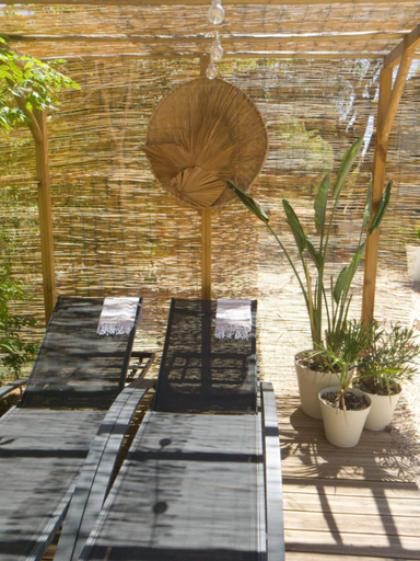 Others 5, Magnifique Cabanon avec jacuzzi et sauna, Bouches-du-Rhône