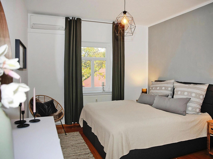 Room 5, Ferienwohnung mit Schoenem Garten in Wittenburg, Ludwigslust-Parchim