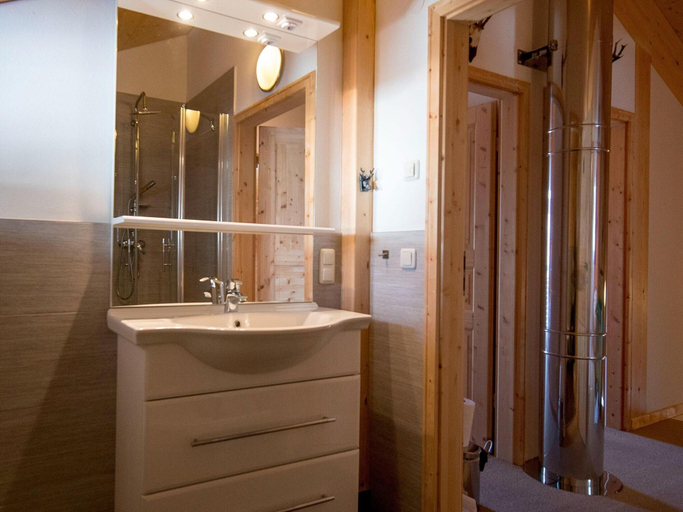 Bathroom 2, Chalet in Turracher Hohe Near Ski Slopes, Murau