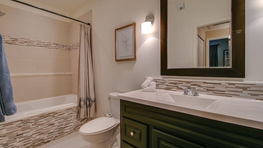 Bathroom, Cozy 1-bdrm Scottsdale Condo Next to Pool, Maricopa
