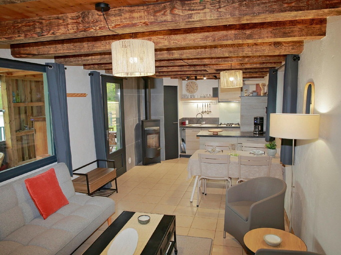 Living area 5, Une Maison de Campagne Atypique au Bord de L'eau, Moselle