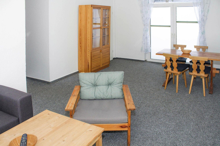 Dining, Apartments in the Idyllic Ore Mountains, Breitenbrunn, Erzgebirgskreis