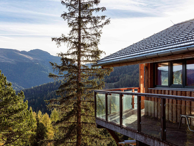 Exterior & Views 2, Attractive Chalet With hot tub, Murau