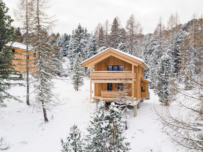 Exterior & Views 2, Attractive chalet sauna hottub, Murau